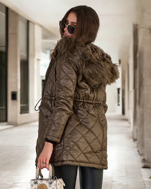 Жіноча стьобана куртка Royalfashion темно-зеленого кольору