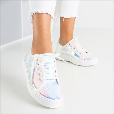 OUTLET Bílé holografické tenisky s platformou Vordena - Obuv