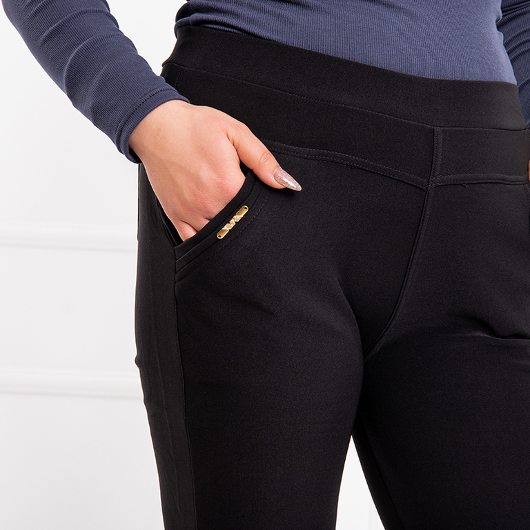 Černé dámské hladké PLUS SIZE treggings- Oblečení