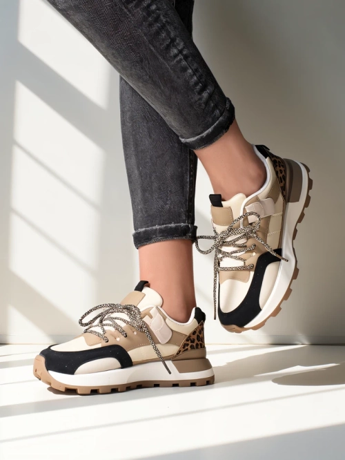 Royalfashion Жіночі спортивні кросівки Seftass