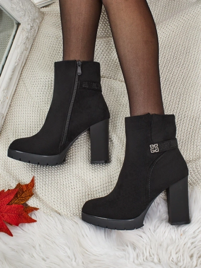 Dámské kotníkové boty eko semišové na sloupku Zavrina