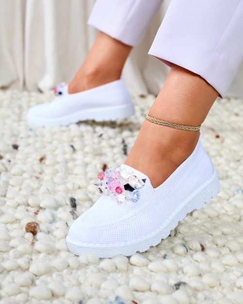 Royalfashion Білі жіночі декоровані напівшльопанці Enweta