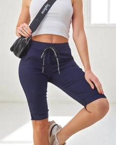 Темно-синій