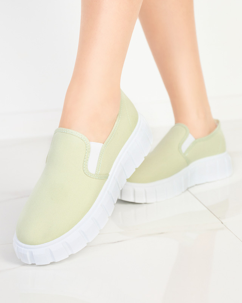 Зелені жіночі сліпони на масивній підошві Tenri