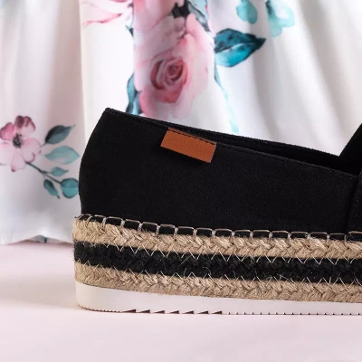 OUTLET Černé dámské espadrilky na platformě Molandia - Boty