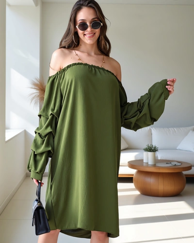 Royalfashion Hladké dámské šaty inspirované španělským stylem s volány