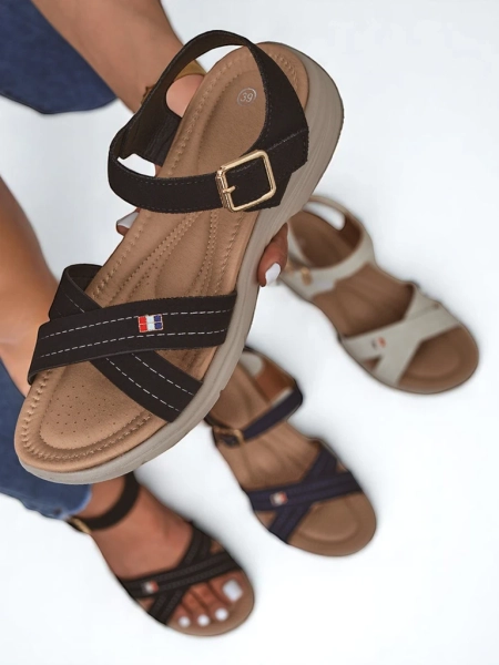 Royalfashion Dámské sandály na plochém podpatku Nirras