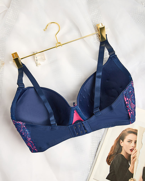 Жіночий бюстгальтер Royalfashion, декорований мереживом