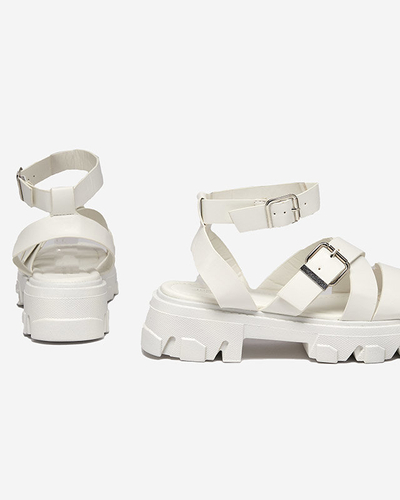 Білі жіночі босоніжки на товстій підошві Ccins- Взуття