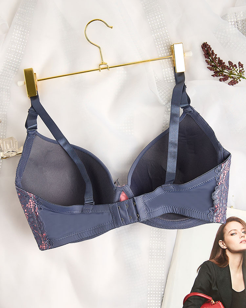 Жіночий бюстгальтер Royalfashion, декорований мереживом