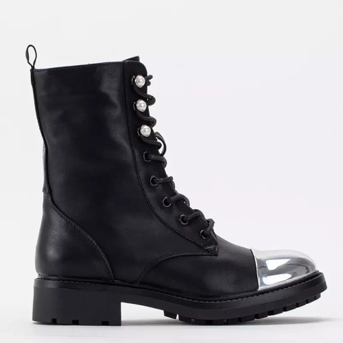 OUTLET Чорні черевики з металевим носком Konax - Взуття