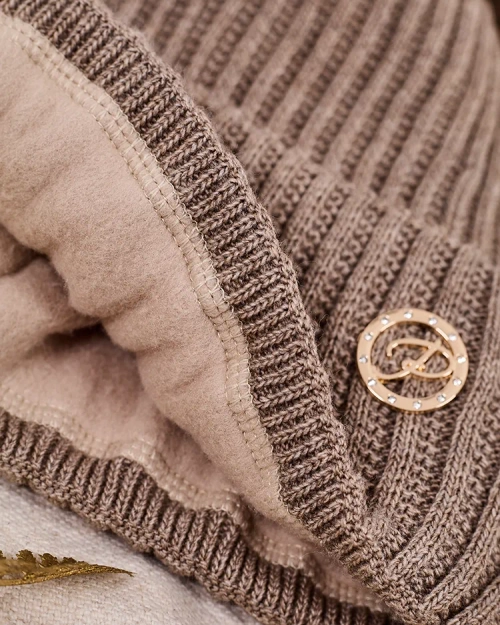 Жіноча шапка Royalfashion з утепленням та помпоном