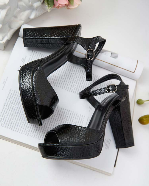 Royalfashion Лаковані жіночі босоніжки на стійці Vagasse