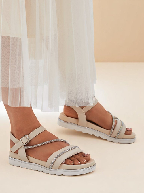 Royalfashion жіночі босоніжки на танкетці з камінцями Magnol