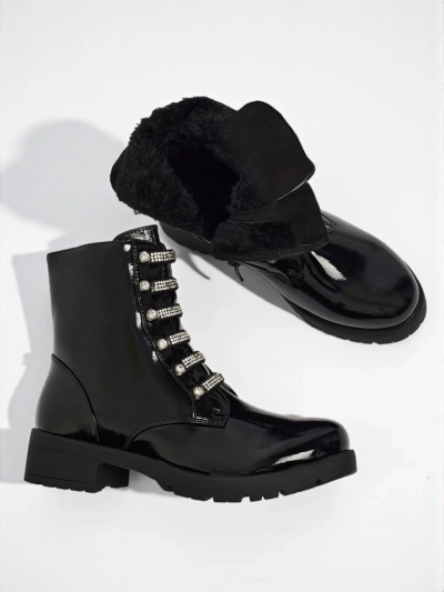 Lakované šněrovací dámské boty na platformě Fjorra