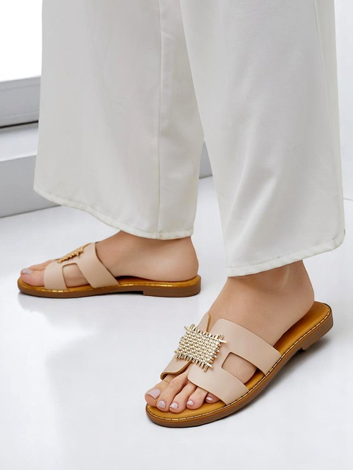 Royalfashion Жіночі декоративні шльопанці з орнаментом Crattes