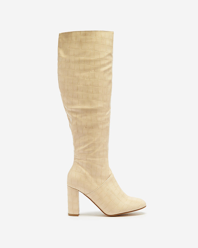 Dámské kozačky na jehle s reliéfem v béžové barvě Mastiu- Obuv