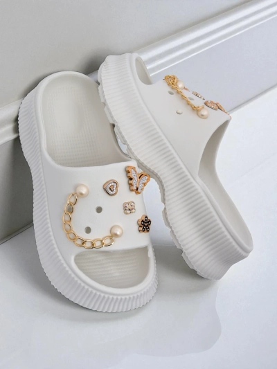 Royalfashion Dámské gumové sandály s ozdobami Slash Glam