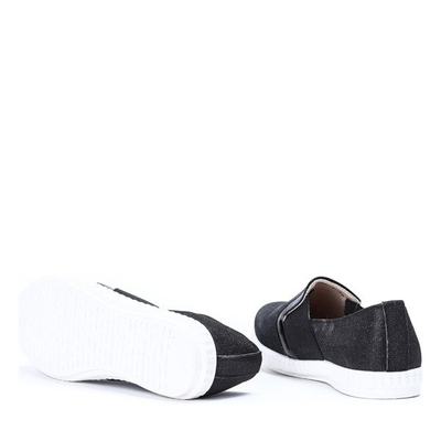 Czarne tenisówki typu slip on - Obuwie