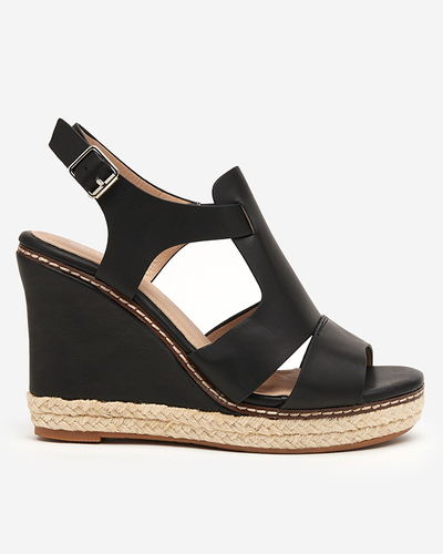 Чорні жіночі босоніжки на танкетці Clack