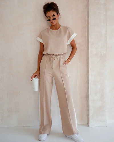 Royalfashion Жіночий котоновий комплект з коротким рукавом та розкльошеними штанами