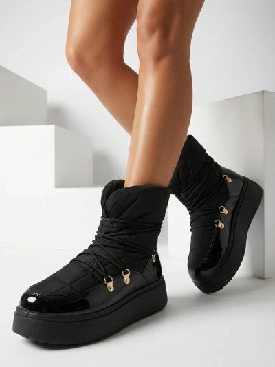 Royalfashion Dámské nazouvací sněhule v černé barvě Dabenda