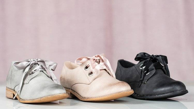 OUTLET Šedé boty se stuhou Zina - Obuv