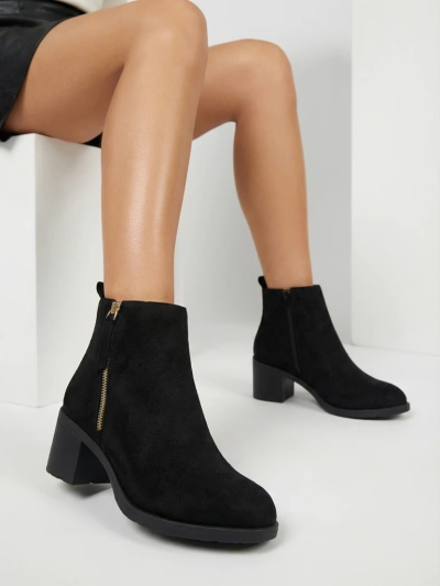 Royalfashion Černé dámské nízké kozačky na jehlovém podpatku z eko semiše Rejerry