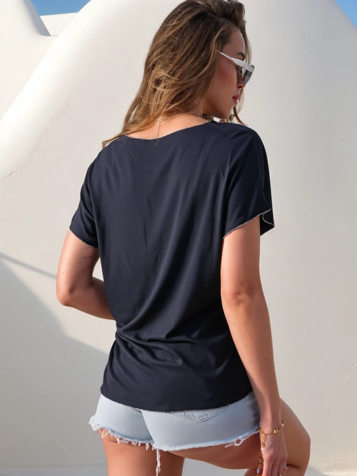 Royalfashion Візкоза жіноча блузка з короткими рукавами та блискучим оздобленням