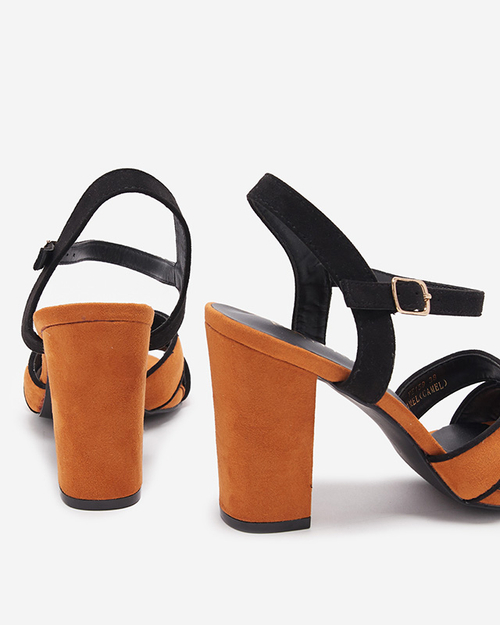 Жіночі босоніжки на постінці з верблюжого кольору Хромм- Взуття