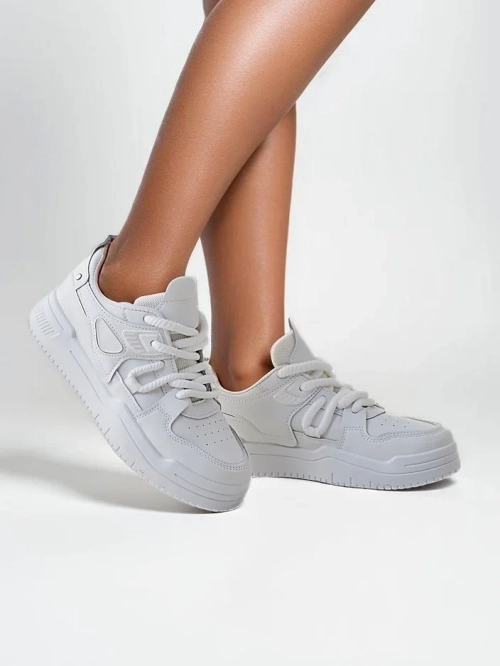 Royalfashion Жіночі спортивні кросівки з товстою підошвою Uanes