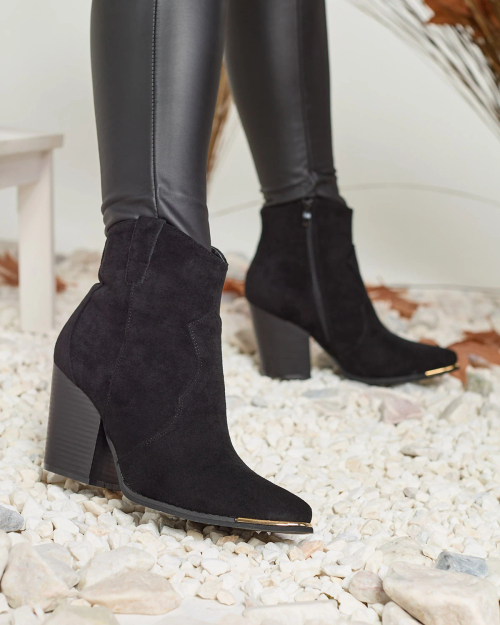 Royalfashion Чорні жіночі утеплені черевики Diva Charms