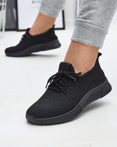 Чорні жіночі тканинні спортивні кросівки Vobbu- Footwear