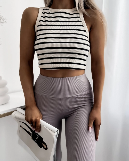 Світло-коричневі жіночі легінси в рубчик - Одяг