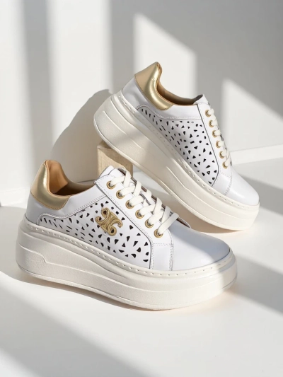 Royalfashion Жіночі спортивні кросівки перфоровані Jovixi