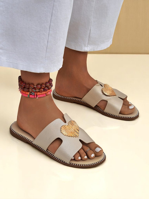 Royalfashion Жіночі шльопанці на плоскій підошві Heart Chic