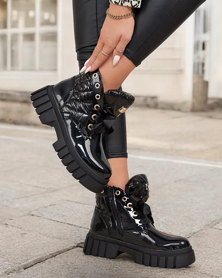 Royalfashion Prošívané lakované dámské černé kozačky Alefro