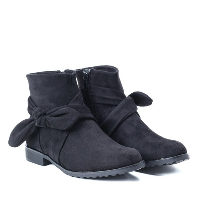 Czarne, zamszowe botki z kokardą - Obuwie