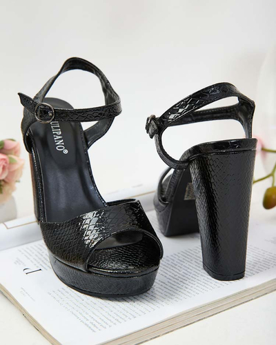 Royalfashion Lakované dámské sandály na přezce Vagasse