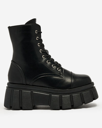 Royalfashion Dámské černé kozačky na platformě Ceminas