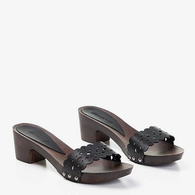 Чорні жіночі тапочки з дерев'яною підошвою