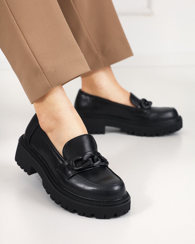 OUTLET Černé dámské boty z ekokůže s řetízkem Konera - Obuv