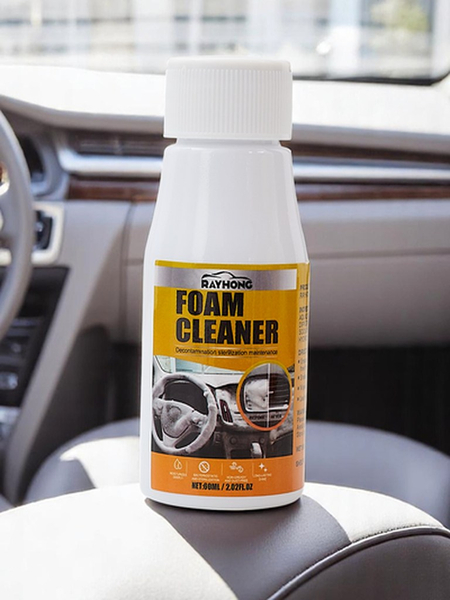 Čisticí přípravek ve formě pěny