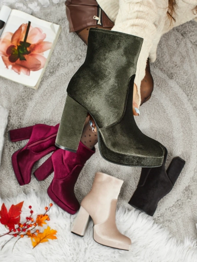 Dámské kotníkové boty na sloupku al'la Velur Miss