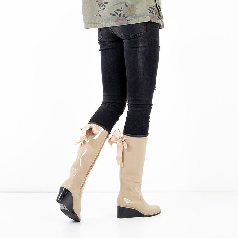 Béžové dámské holínky na klínu Genofa - Obuv