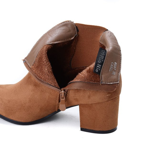 Brązowe botki na słupku Lina- Obuwie