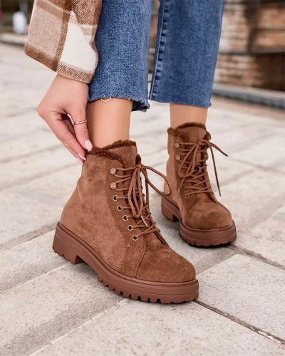 Dámské béžové kožené boty Vesot