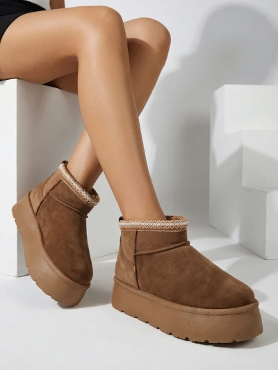 Royalfashion Dámské krátké boty a'la snow boots Xoalla