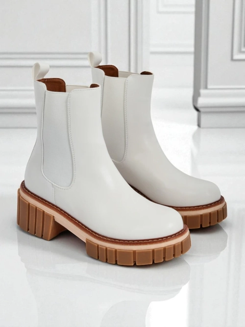 Ботки на підборах з еко нубуку Amber Walk