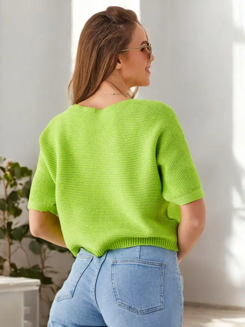 Royalfashion Жіночий бавовняний короткий светр з метеликами